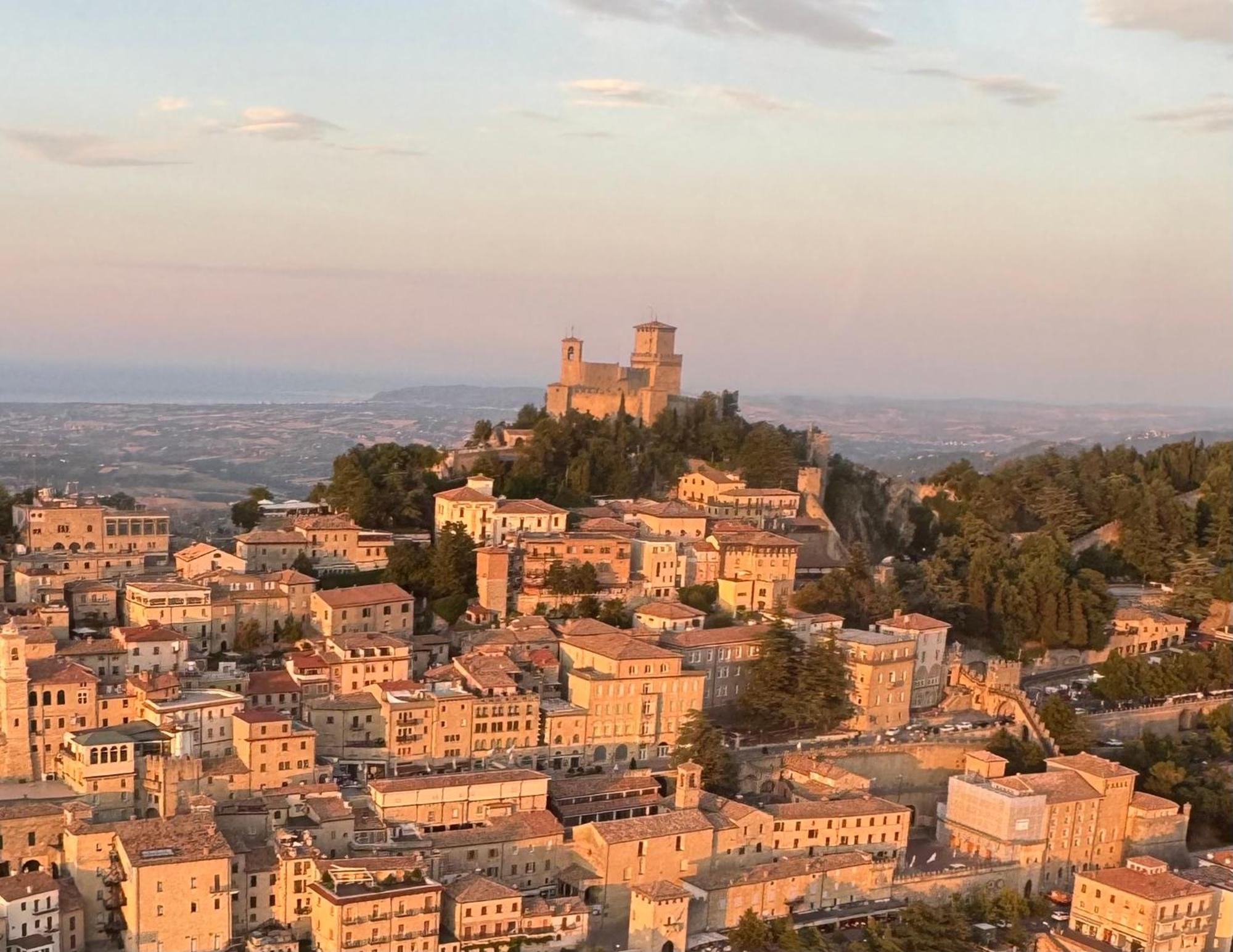 La Famosa Dimora Ambasciatore San Marino Ngoại thất bức ảnh